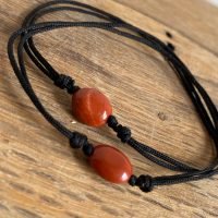1 Pulsera De Jaspe Rojo E Hilo Natural Amuleto Protector