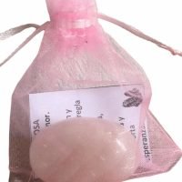 D_939702-MLM50112138790_052022-F.jpg 1 Cuarzo Rosa 45 Gr Pulido Atrae Amor Amuleto Con Bolsita