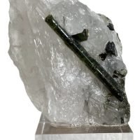 1 Turmalina Verde Verdelita En Matriz Mineral De Colección