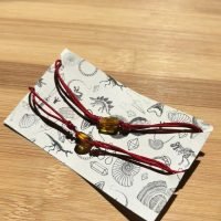 Par Pulseras Pareja Hilo Rojo Y Ámbar Minimalista Nugget