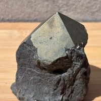 D_865058-MLM110574044421_042026-F.jpg Punta De Pirita En Matriz Mineral Natural